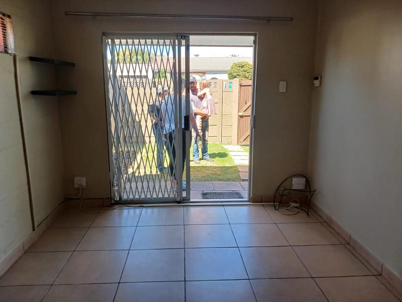 4 Bedroom Property for Sale in Bothasig Western Cape